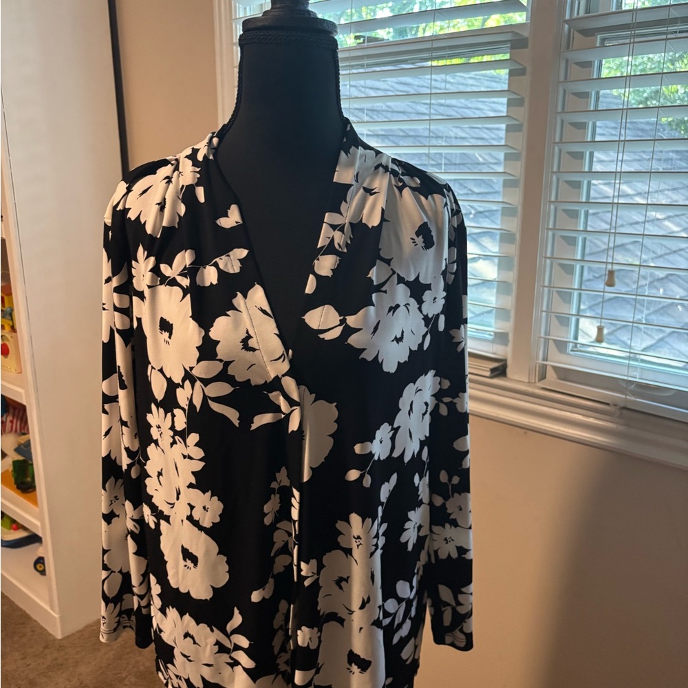 Calvin Klein Monochrome Floral Top